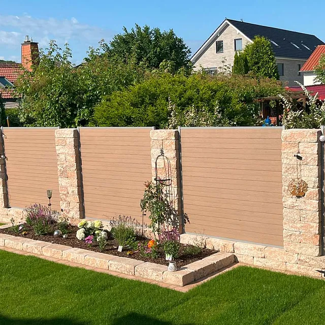 Sichtschutzwand (PVC)