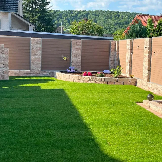 Sichtschutzwand (PVC)